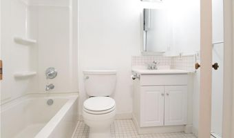17 Eden Ct 17, Brookfield, CT 06804