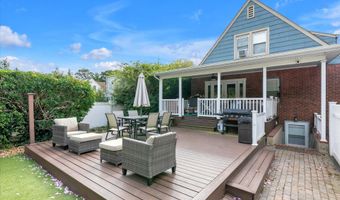 22 Towne St, Amityville, NY 11701