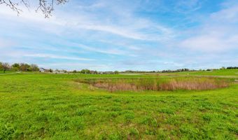 3025 Woods Creek Ln, Algonquin, IL 60102