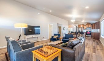 746 Seacrest Dr, Bandon, OR 97411