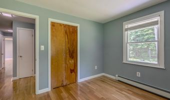 107 Colbrook Dr, Arlington, VT 05250