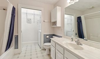 418 SE Grant St, Ankeny, IA 50021