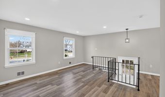 8012 FRYE Rd, Alexandria, VA 22309