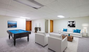 118 Chapel Dr, Andover, KS 67002