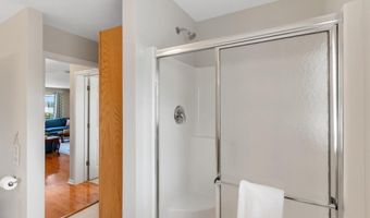 6097 Summerside Dr, Alanson, MI 49706