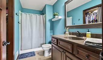 1047 152nd Ln NW, Andover, MN 55304