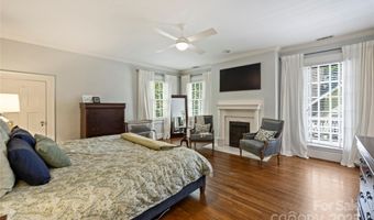 2119 Dilworth Rd E, Charlotte, NC 28203