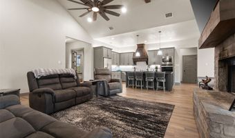 170 Rolling Hills Blvd, Alvord, TX 76225