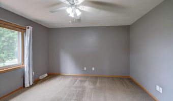 1406 Dewberry Dr, Madison, WI 53719