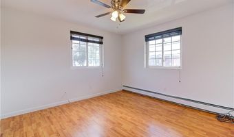20 Zambarano Ave 202, North Providence, RI 02911