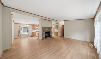 704 Hidden River Dr, Adrian, MI 49221