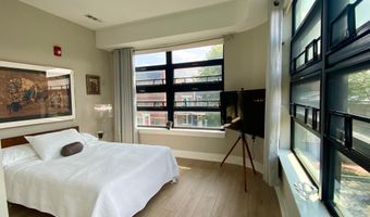 1111 ORREN St NE 300, Washington, DC 20002