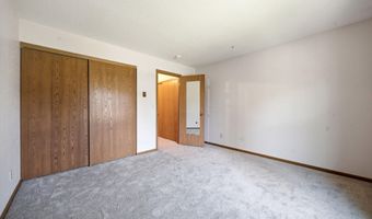 14182 Pennock Ave 309, Apple Valley, MN 55124