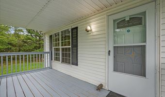 1842 Glacier Dr, Blakeslee, PA 18610