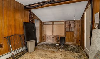 61 Barry Rd, Worcester, MA 01609