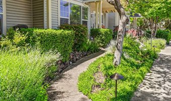 818 Pavilion Pl, Ashland, OR 97520