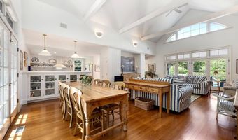256 Main St, Amagansett, NY 11930