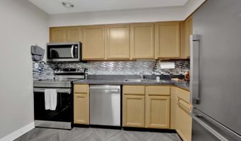 710 E Algonquin Rd J108, Arlington Heights, IL 60005
