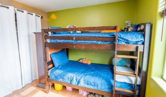 1852 S 60TH St, Springfield, OR 97478