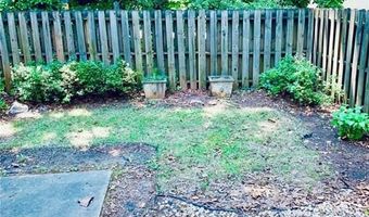 305 Brantley Rd, Atlanta, GA 30350