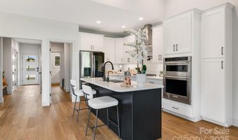 214 Torch Light Way, Asheville, NC 28806