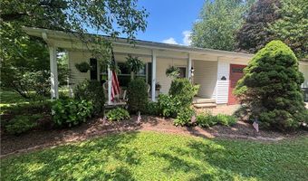 385 Cochran Rd, Aurora, OH 44202