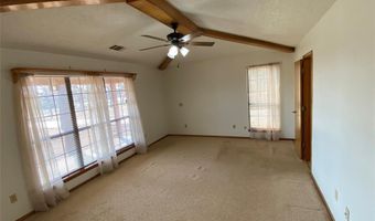 200 Day Miar Rd, Alvarado, TX 76009