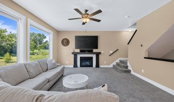 5816 Allerton Dr, Ames, IA 50014