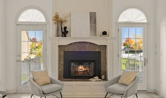 221 19th St SW, Altoona, IA 50009