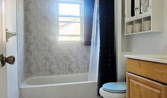 86 W 34TH St, Bayonne, NJ 07002