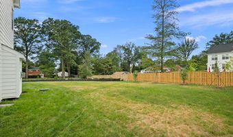 3608 CENTER Dr, Alexandria, VA 22309