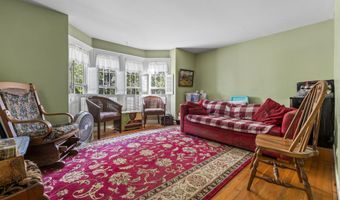 81 Richardson St, Bath, ME 04530