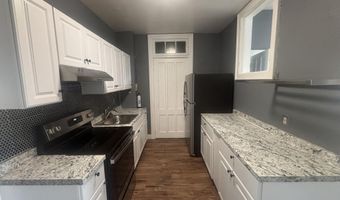 17 Ash Grove Pl 4, Albany, NY 12202