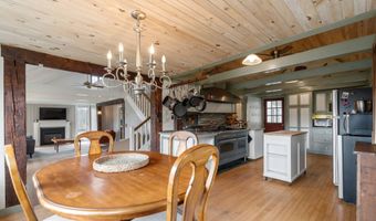 441 Rhoades Hill Rd, Barnard, VT 05031