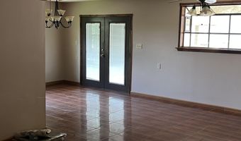 2139 Hollywood Dr, Bay St. Louis, MS 39520