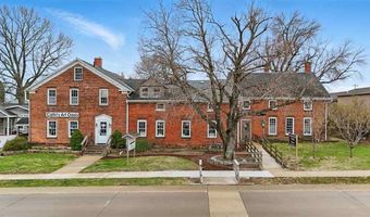 4506 220th Trl, Amana, IA 52203