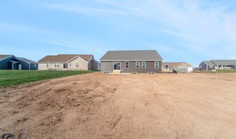 5702 N YOSEMITE Ln, Appleton, WI 54913