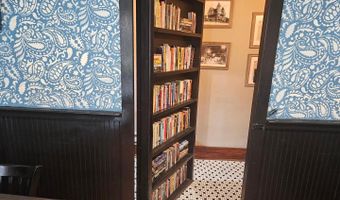 34 E BUTLER Ave, Ambler, PA 19002