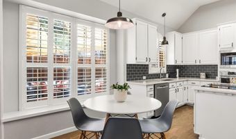 3841 Waterford Dr, Addison, TX 75001