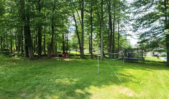 107 Birchwood Rd, Blakeslee, PA 18610