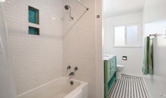2475 Melbrook Way, Santa Rosa, CA 95405