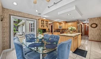 221 Lloyd Rd, Aberdeen, NJ 07747
