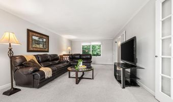3843 30TH St N, Arlington, VA 22207