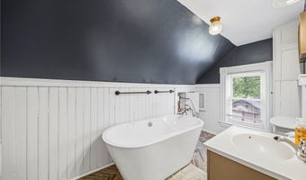 1633 W 5th St, Ashtabula, OH 44004