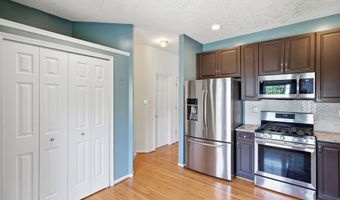 7827 QUILL POINT Dr, Bowie, MD 20720
