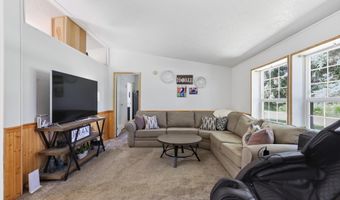 4374 E Timberland Rd, Athol, ID 83801
