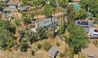 717 Porter Rd, Fallbrook, CA 92028