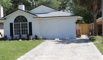 569 CAMELIA St, Atlantic Beach, FL 32233