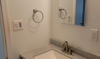 38 EVERGREEN Dr, Dover, DE 19901