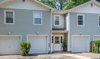 46 Crestwood Mews, Allendale, NJ 07401